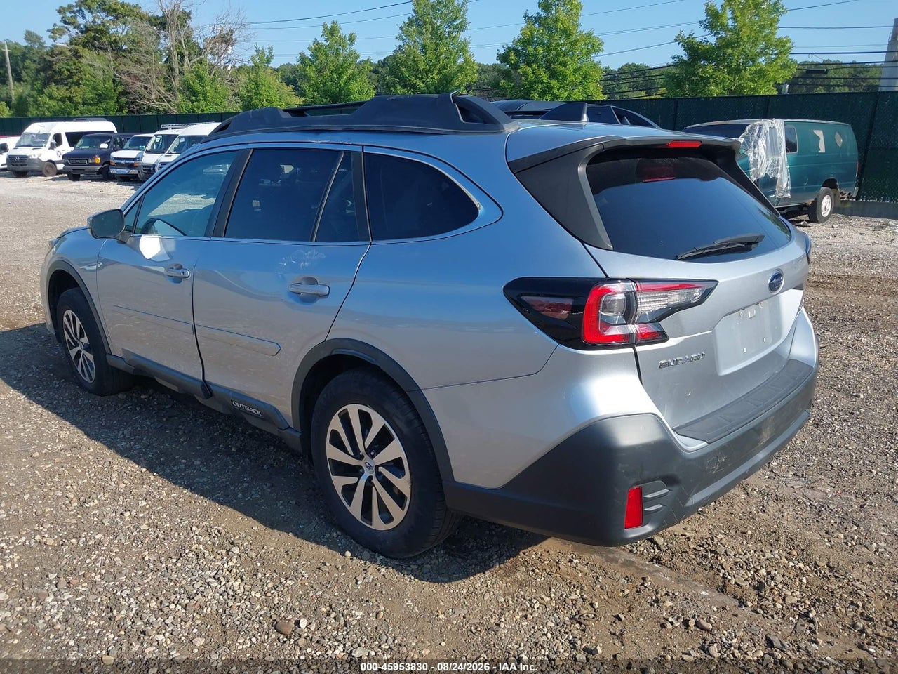2021 SUBARU OUTBACK PREMIUM · 3/11