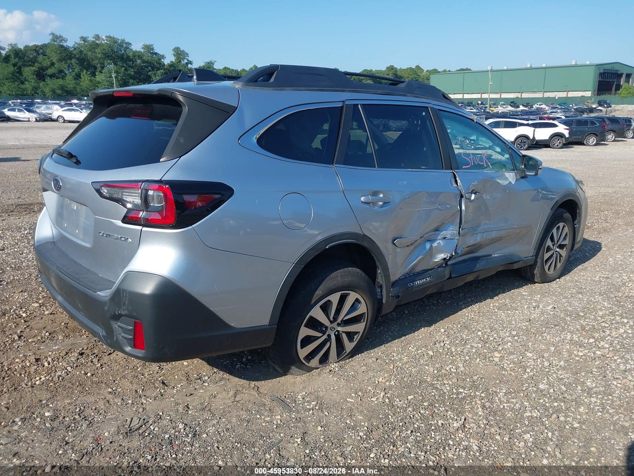 2021 SUBARU OUTBACK PREMIUM · 4/11