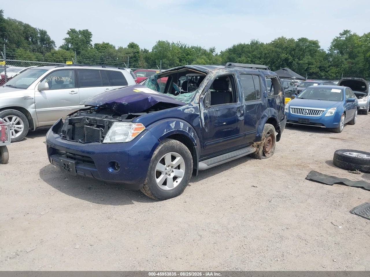2008 NISSAN PATHFINDER SE · 2/11