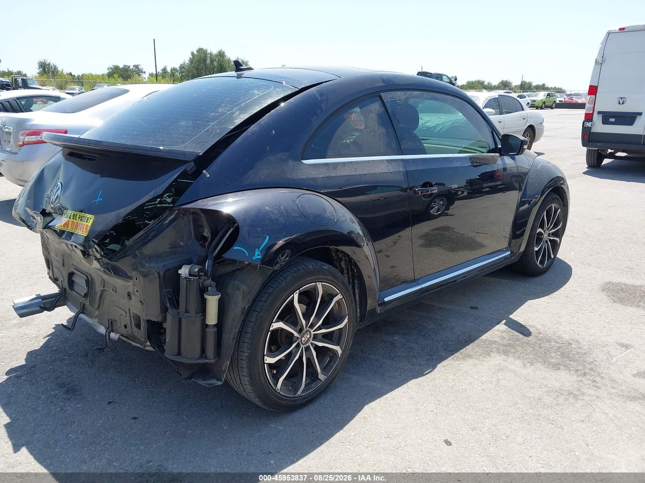 2019 VOLKSWAGEN BEETLE 2.0T FINAL EDITION SE/2.0T FINAL EDITION SEL/2.0T S · 4/11