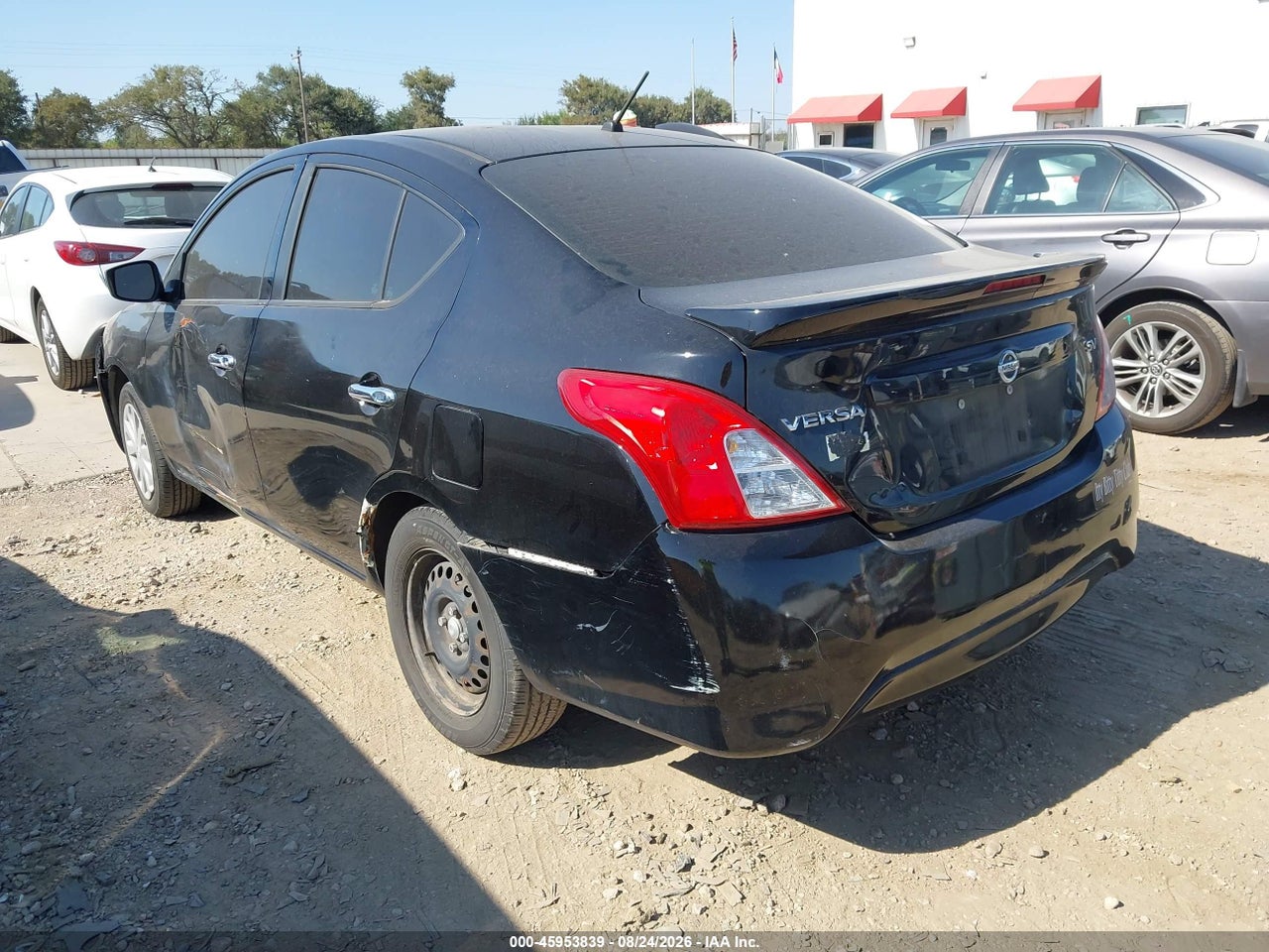 2018 NISSAN VERSA 1.6 SV · 3/11