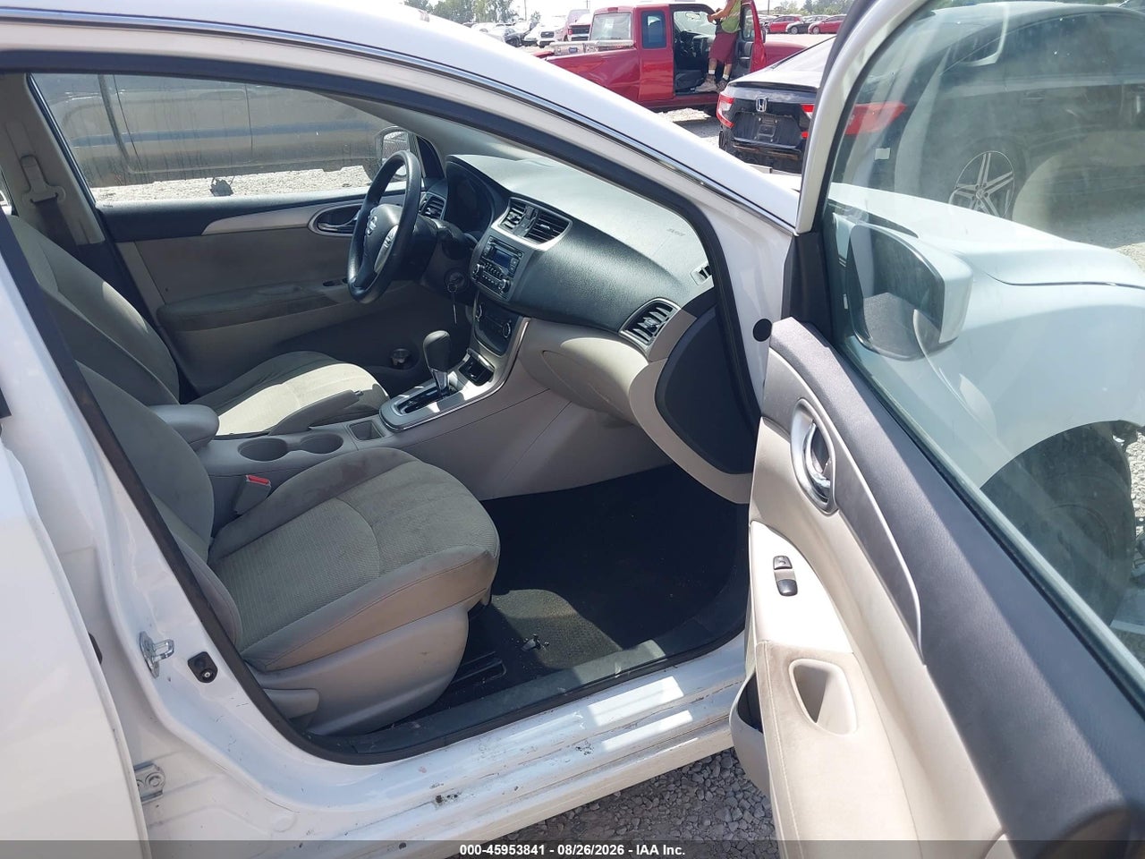 2015 NISSAN SENTRA S · 5/11