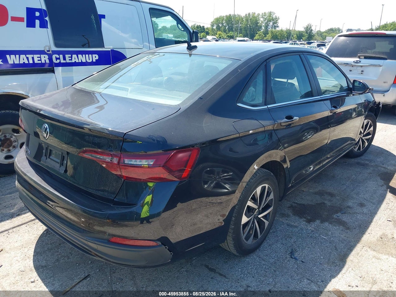 2024 VOLKSWAGEN JETTA 1.5T S · 4/10