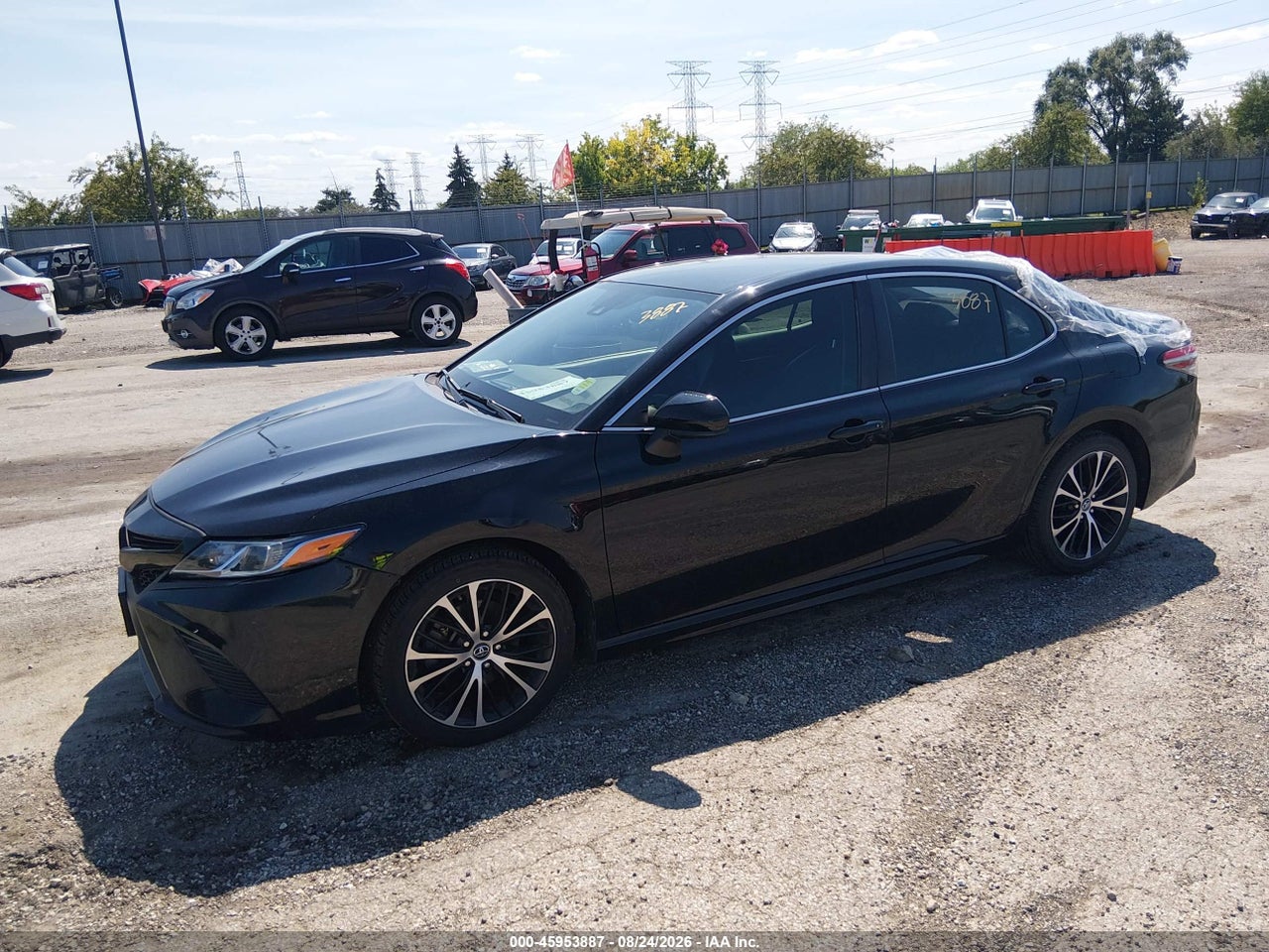 2019 TOYOTA CAMRY SE · 2/11