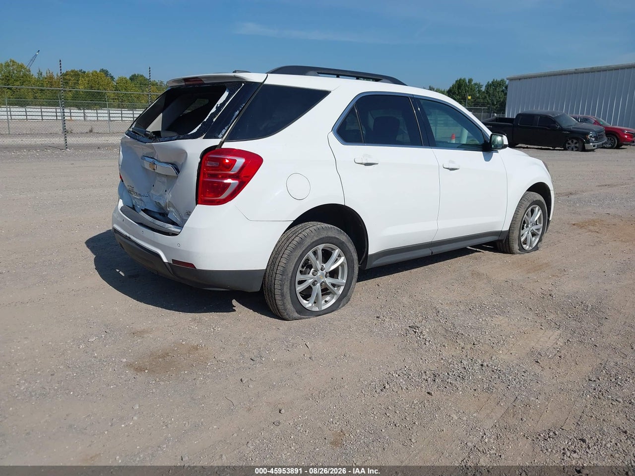 2017 CHEVROLET EQUINOX LT · 4/11