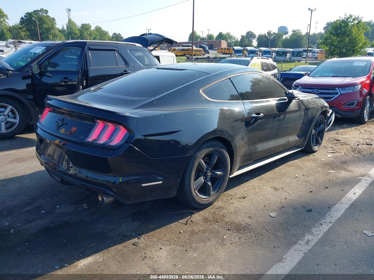 2015 FORD MUSTANG V6 · 4/11