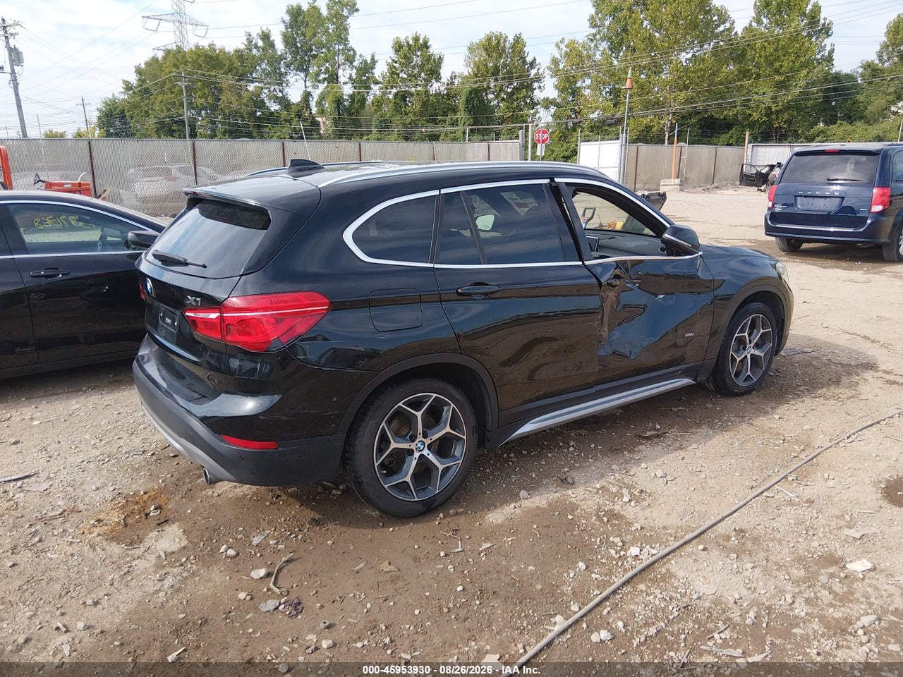 2017 BMW X1 XDRIVE28I · 4/11