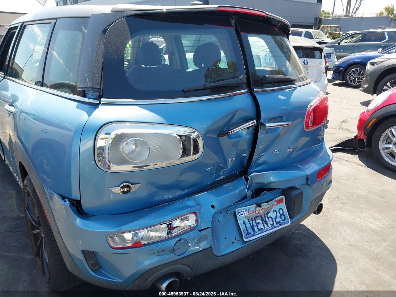 2017 MINI CLUBMAN COOPER S · 6/11
