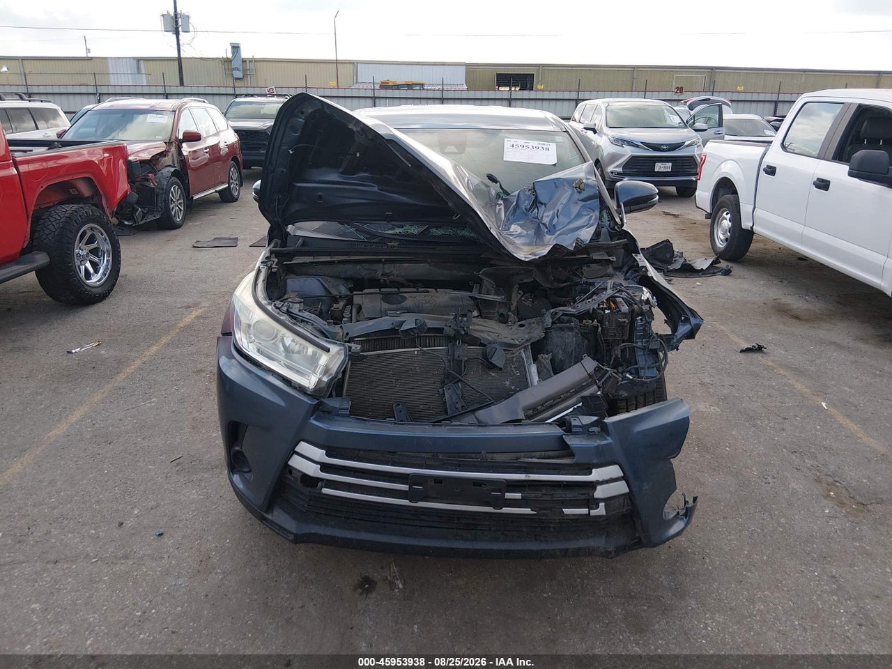 2019 TOYOTA HIGHLANDER LE · 6/6