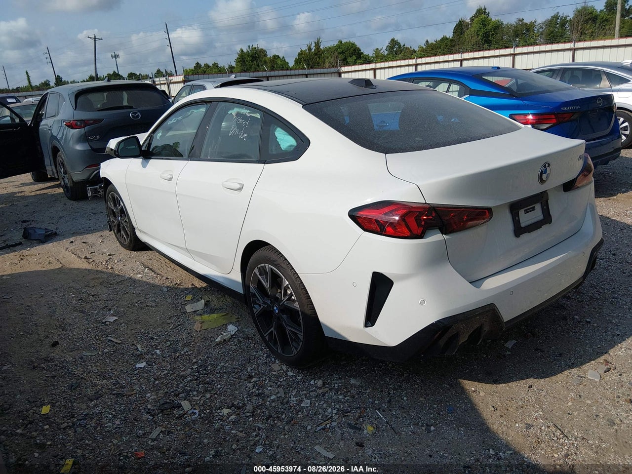 2026 BMW 228 GRAN COUPE   · 3/11