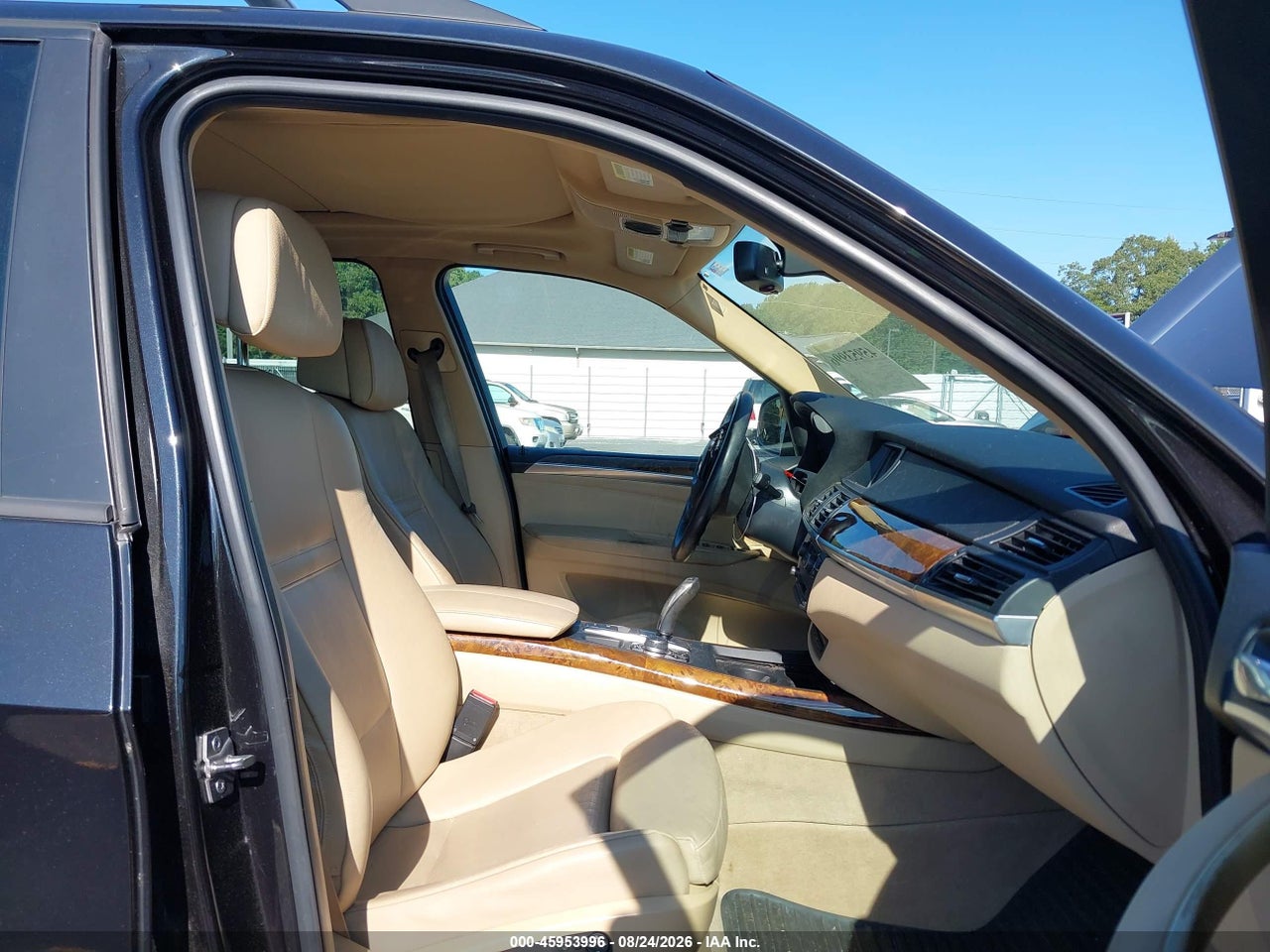 2010 BMW X5 XDRIVE30I · 5/11