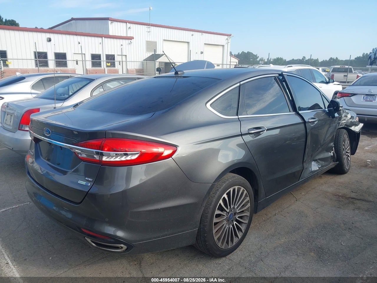 2017 FORD FUSION SE · 4/11