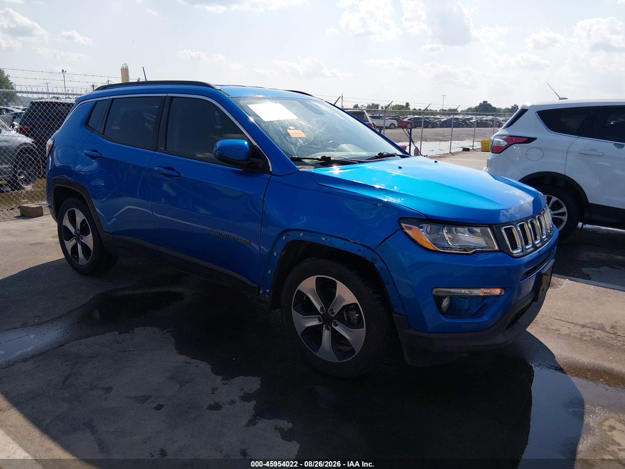 3C4NJCBB9JT****** · 2018 JEEP COMPASS LATITUDE FWD