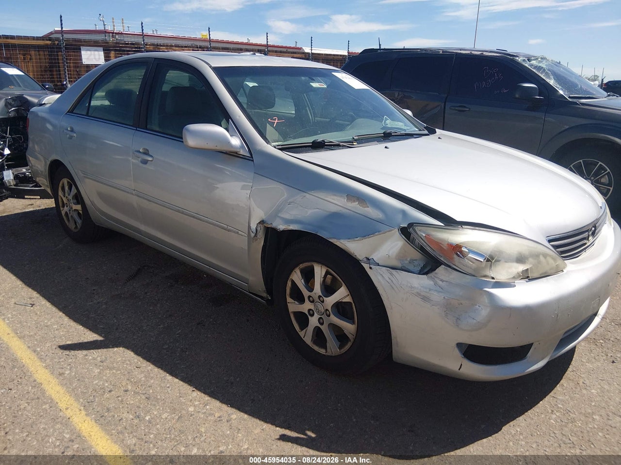 4T1BF30K75U****** · 2005 TOYOTA CAMRY XLE V6