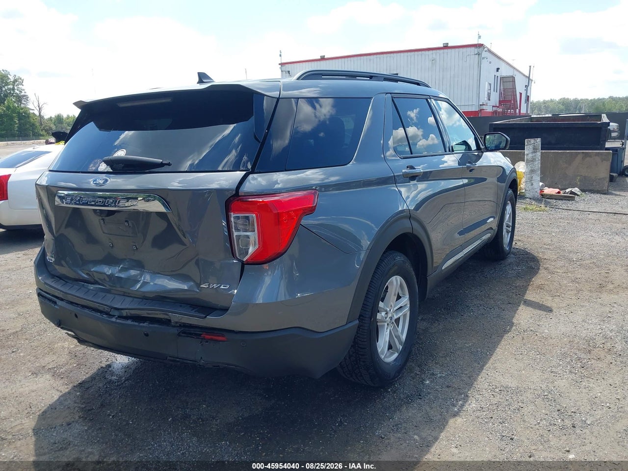 2023 FORD EXPLORER XLT · 4/11