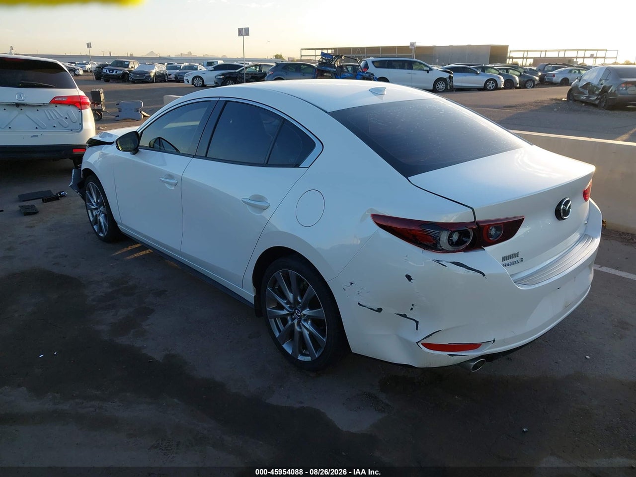 2022 MAZDA MAZDA3 PREMIUM · 3/11