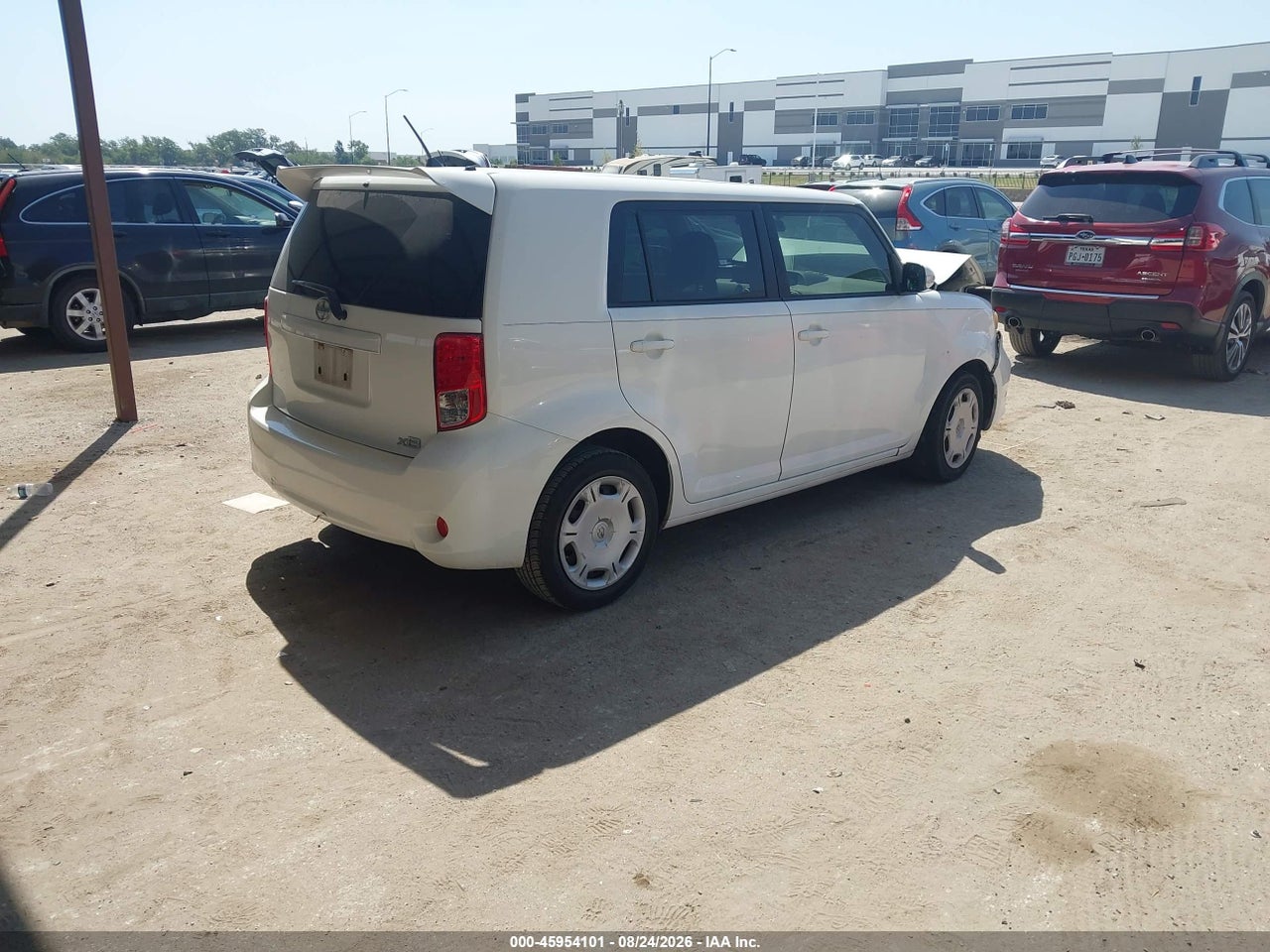 2012 SCION XB   · 4/10