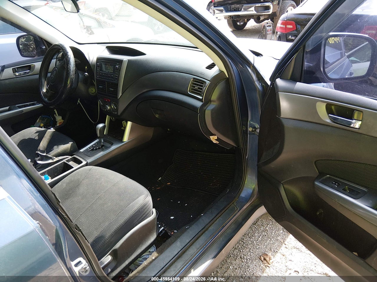 2011 SUBARU FORESTER 2.5X PREMIUM · 5/11