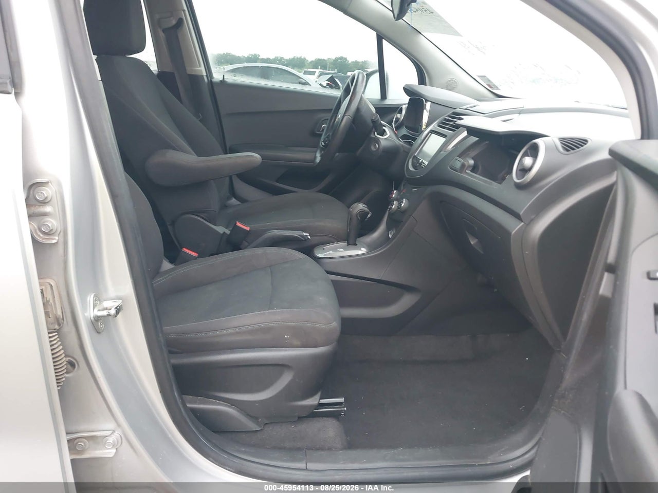 2016 CHEVROLET TRAX LS · 5/11