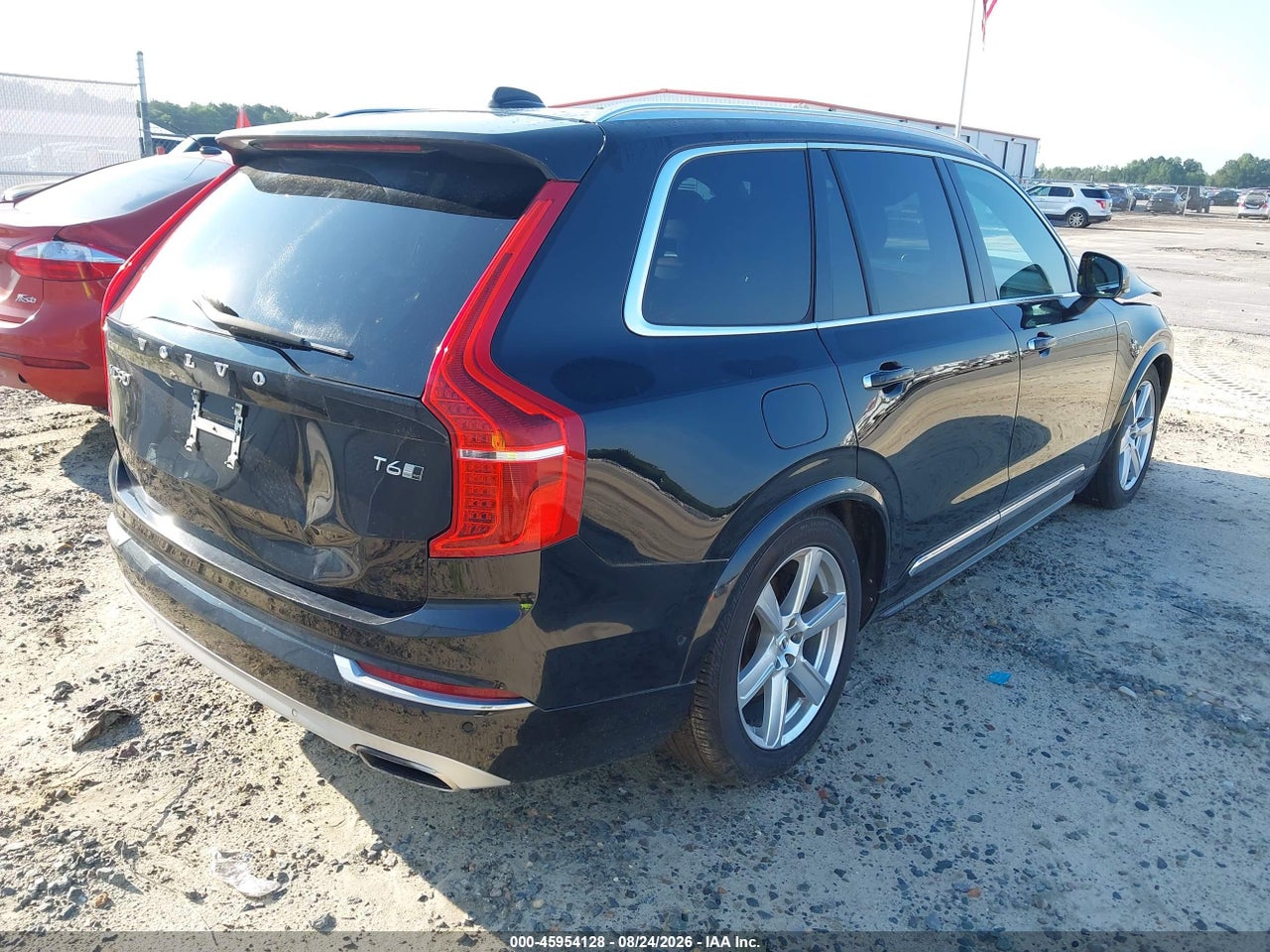 2016 VOLVO XC90 T6 FIRST EDITION · 4/11