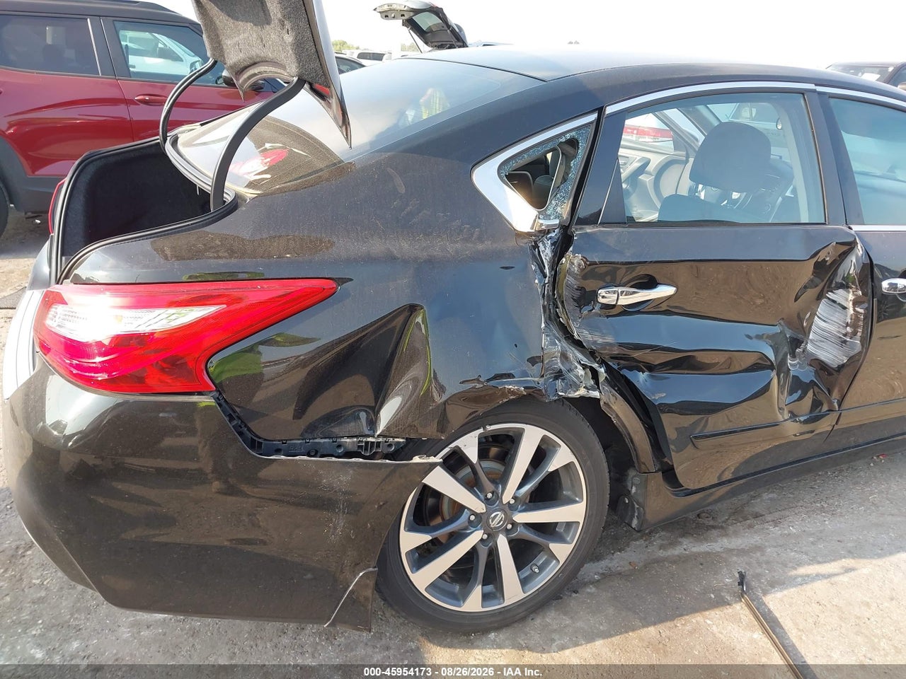 2016 NISSAN ALTIMA 2.5 SR · 6/11