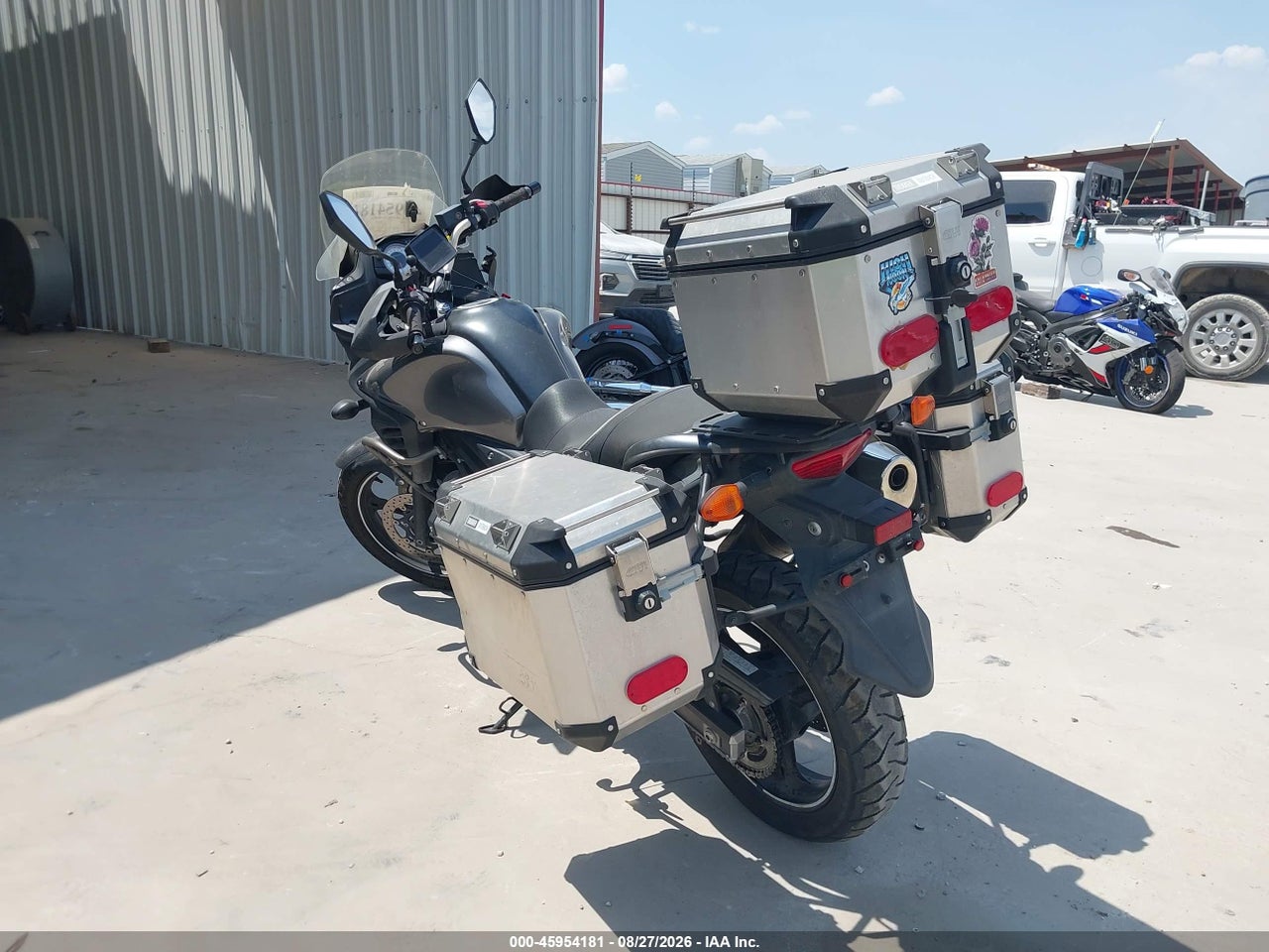 2013 SUZUKI DL650 A · 3/11