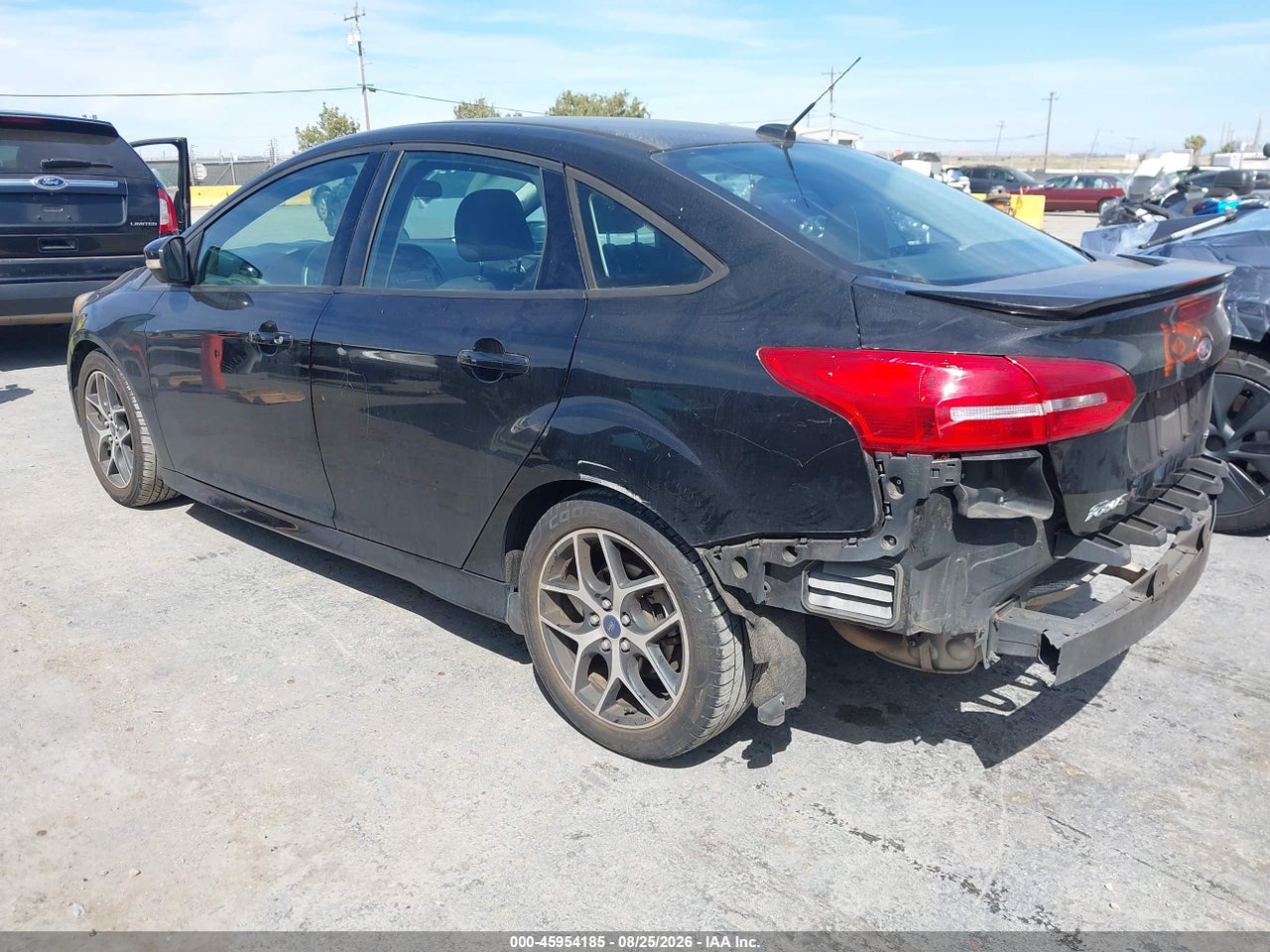 2015 FORD FOCUS SE · 3/11