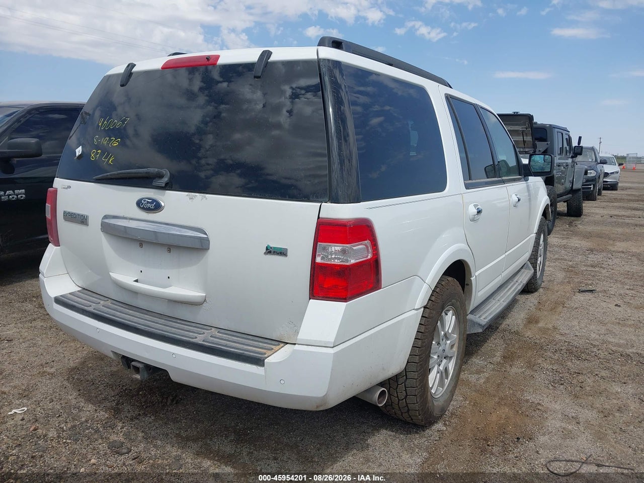 2012 FORD EXPEDITION XLT · 4/11