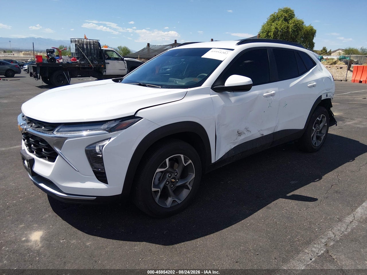 2025 CHEVROLET TRAX FWD LT · 2/11