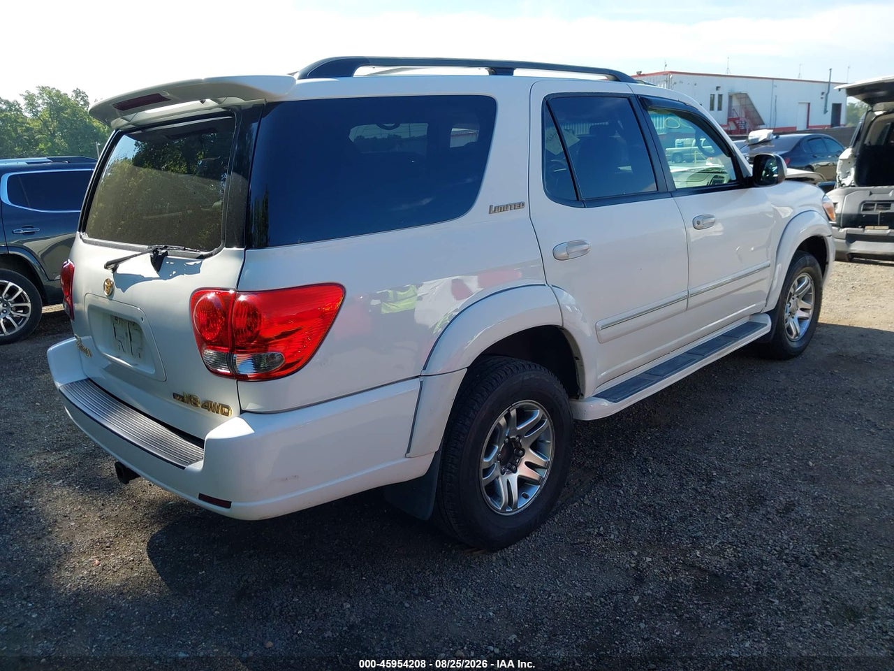 2006 TOYOTA SEQUOIA LIMITED V8 · 4/11