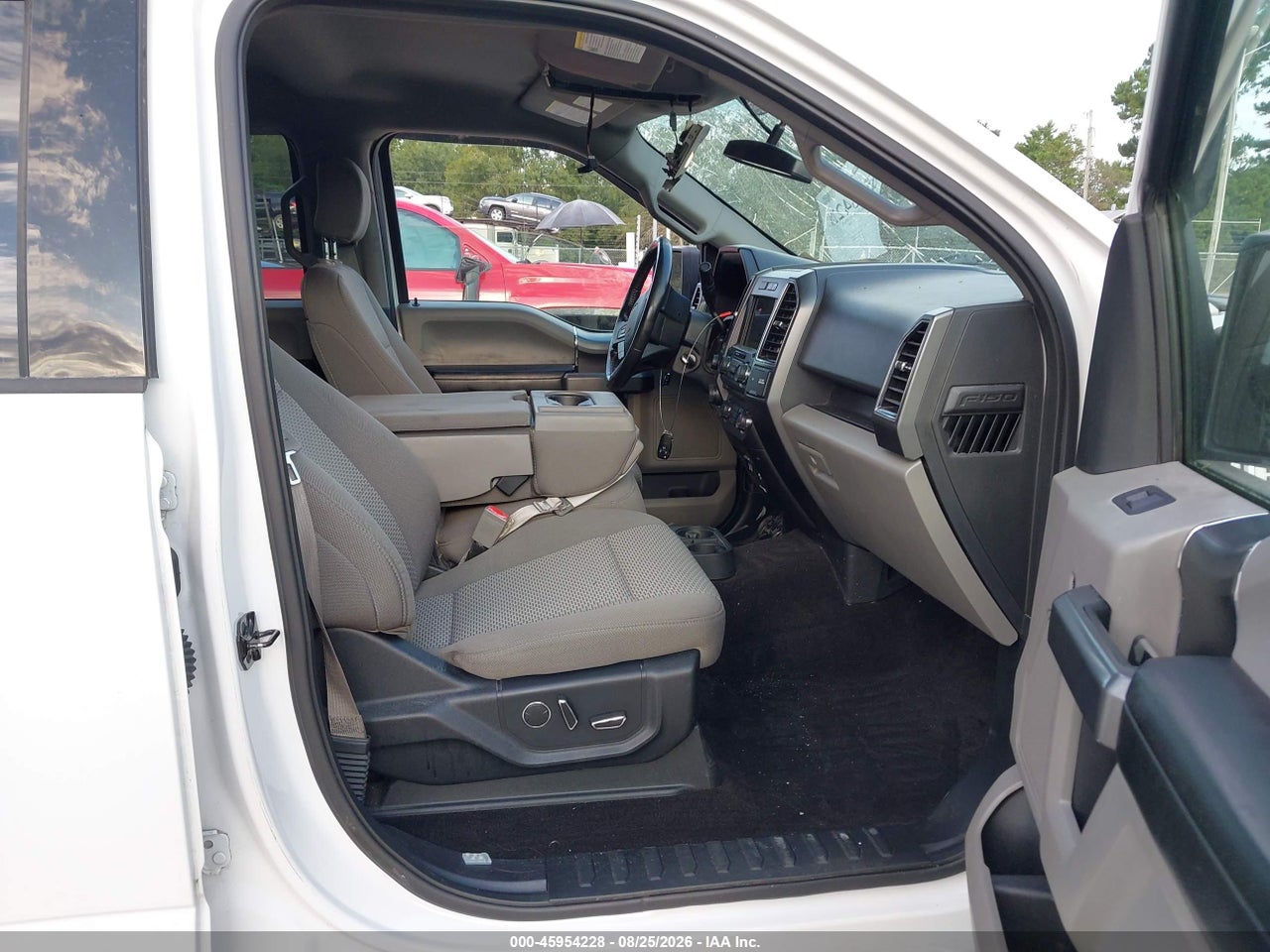 2018 FORD F-150 XLT · 5/11