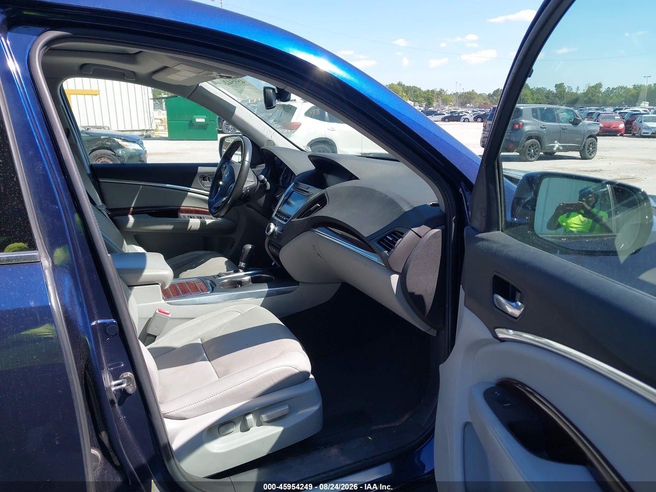 2015 ACURA MDX ADVANCE PKG W/ENTERTAINMENT PKG · 5/11