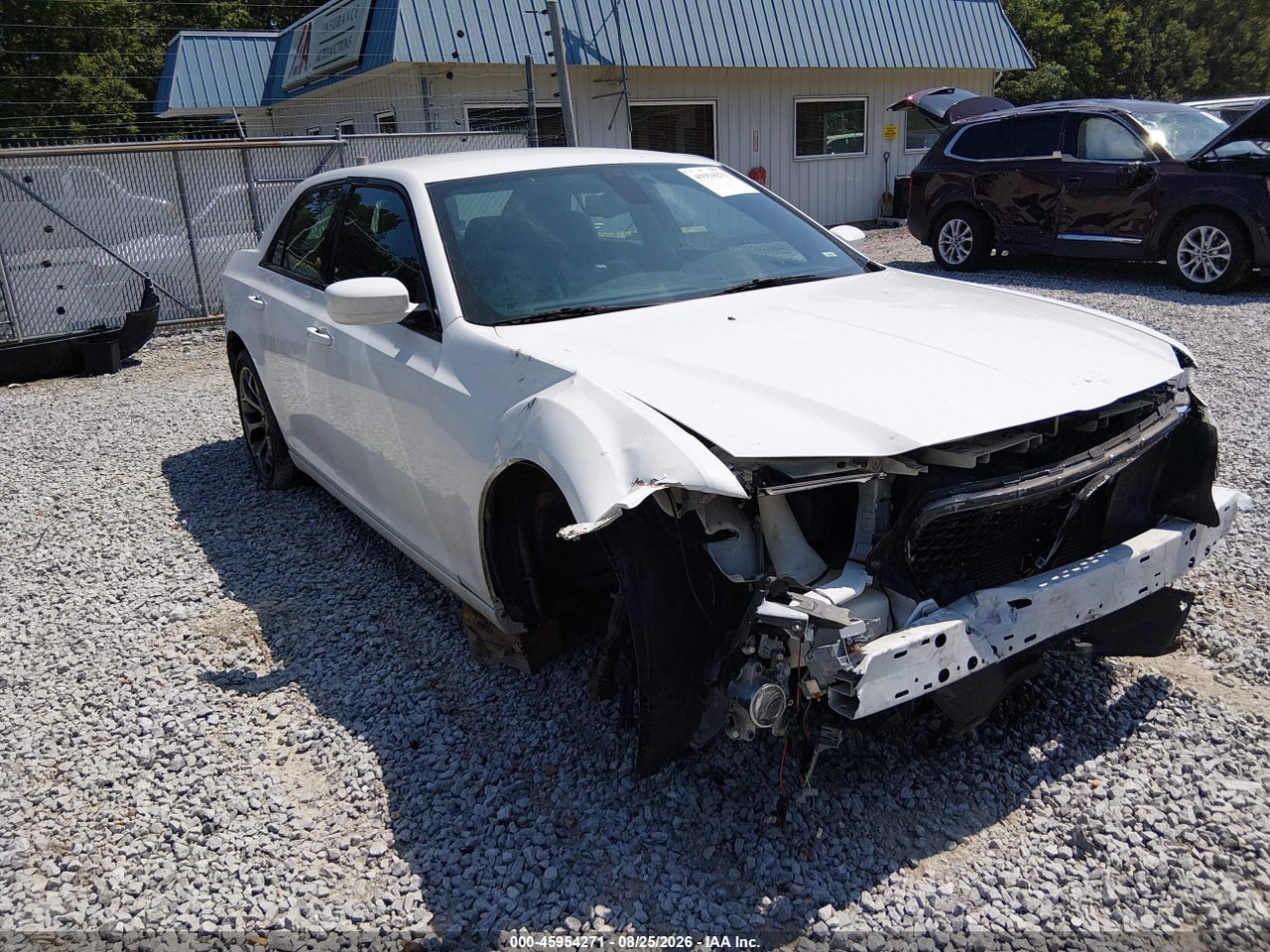 2016 CHRYSLER 300 300S · 6/11