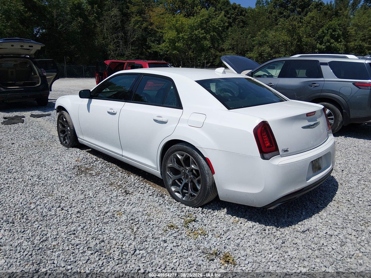 2016 CHRYSLER 300 300S · 3/11