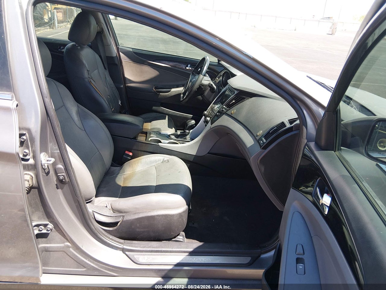 2012 HYUNDAI SONATA LIMITED · 5/10