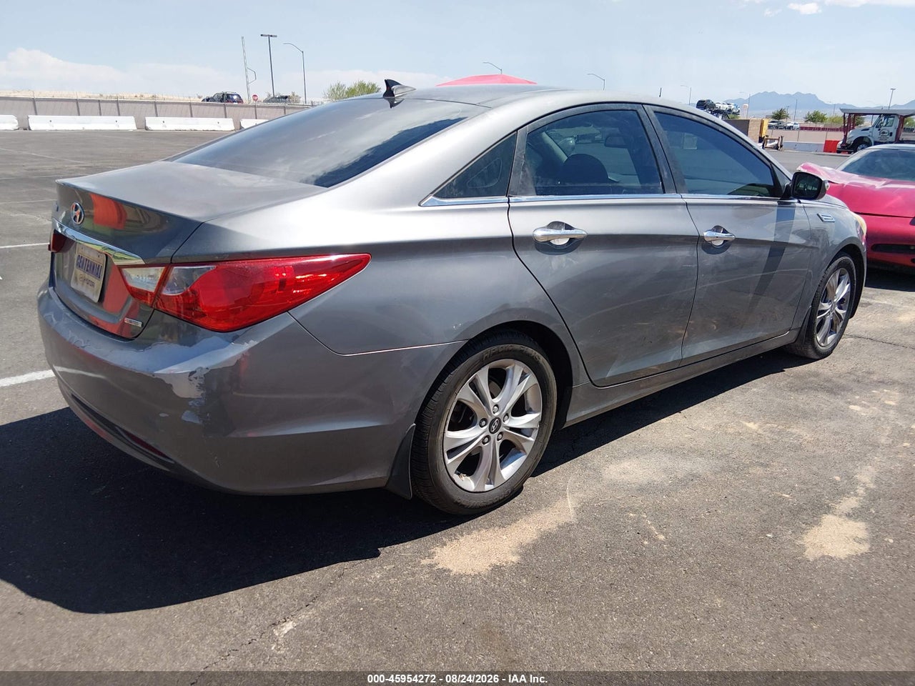 2012 HYUNDAI SONATA LIMITED · 4/10