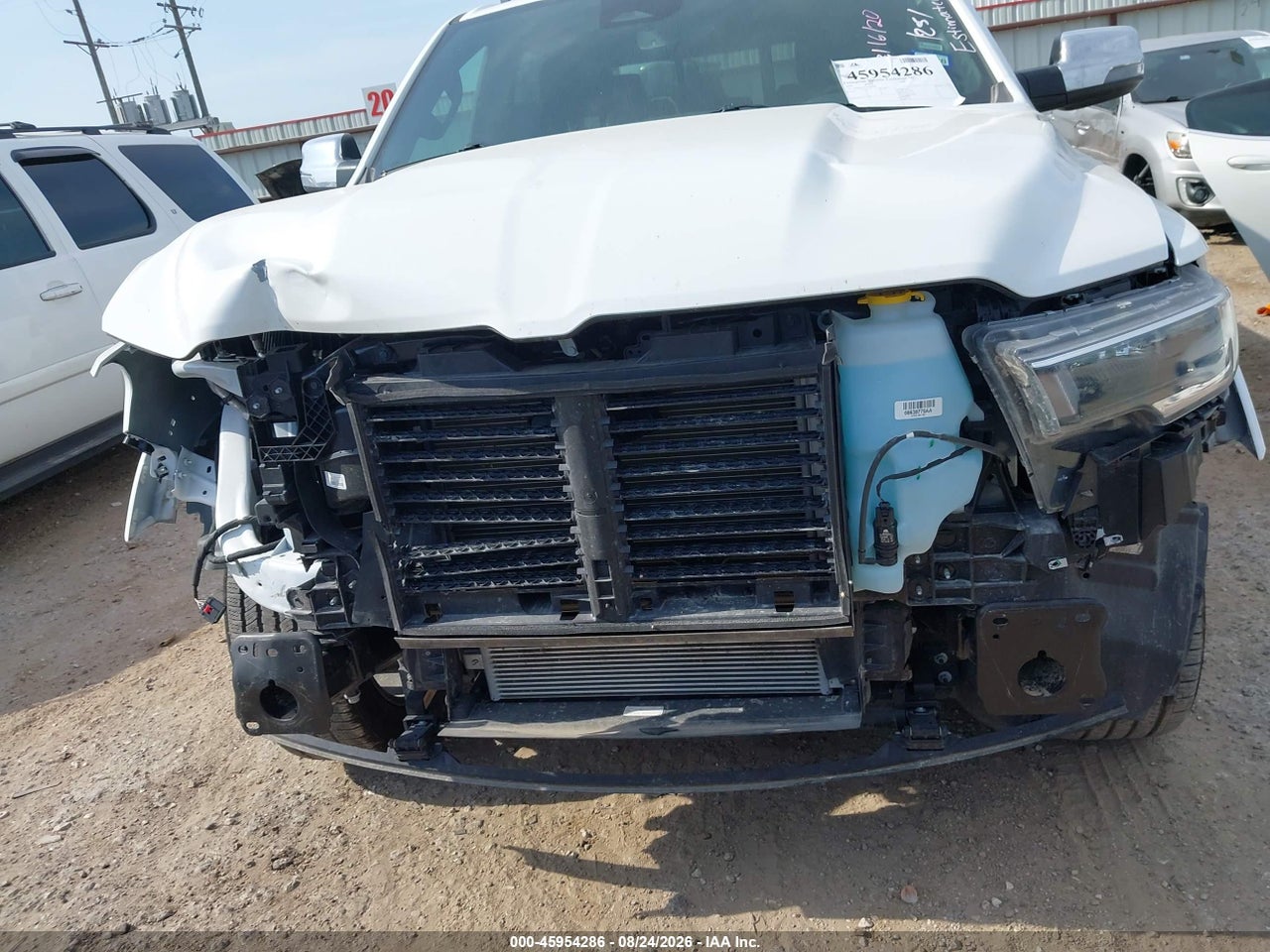 2026 RAM 1500   · 6/11