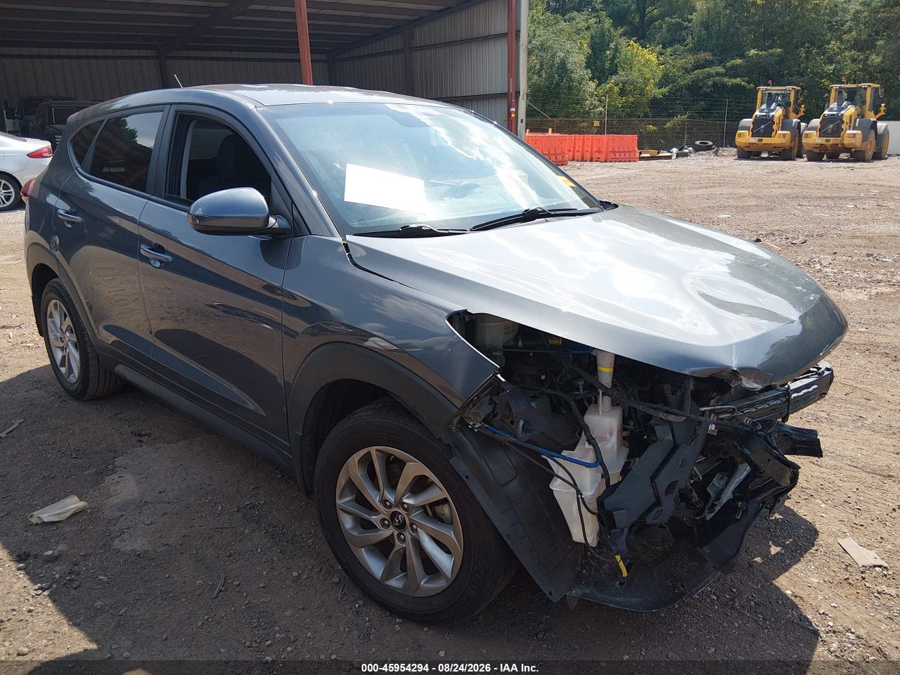 KM8J23A45JU****** · 2018 HYUNDAI TUCSON SE