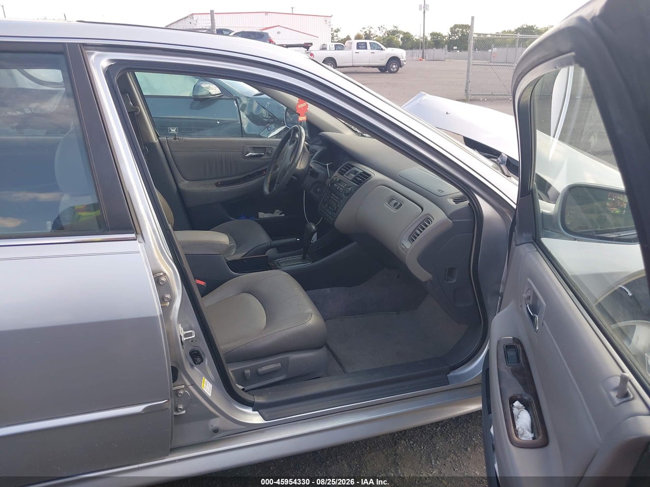 2001 HONDA ACCORD 3.0 EX · 5/11