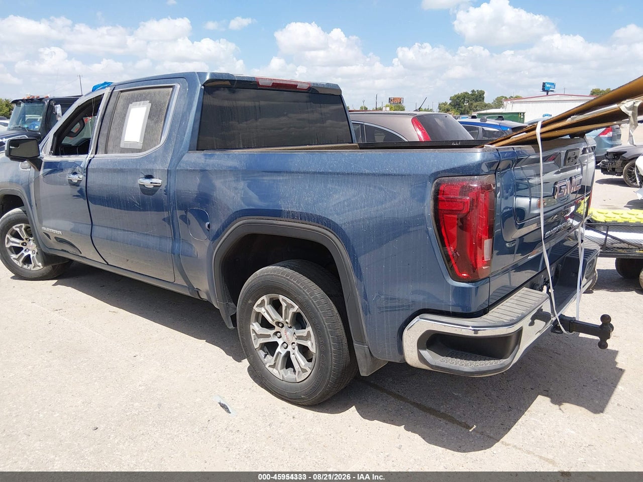 2024 GMC SIERRA 1500 2WD  SHORT BOX SLT · 3/10