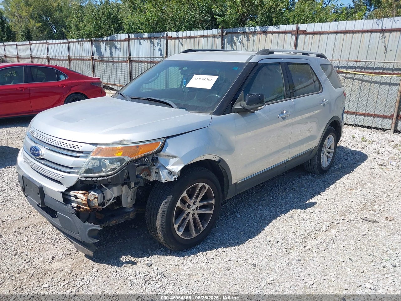 2015 FORD EXPLORER XLT · 2/11