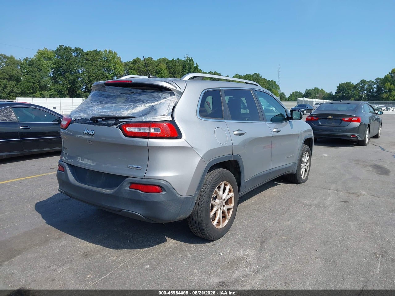 2015 JEEP CHEROKEE LATITUDE · 4/11