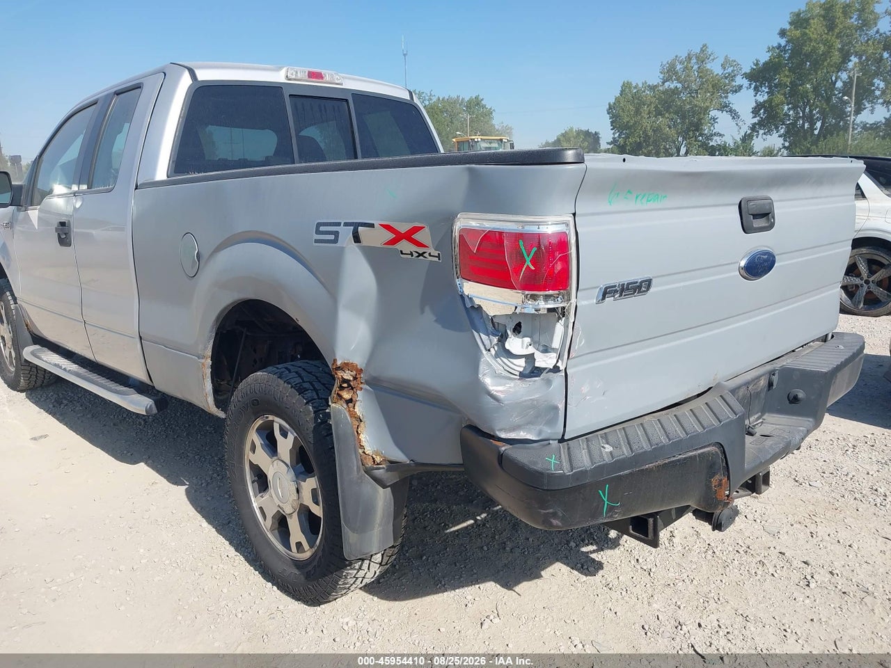 2010 FORD F-150 STX/XL · 6/11
