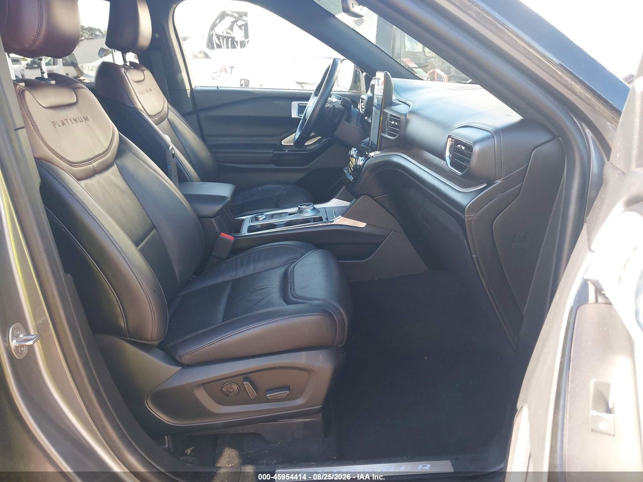 2021 FORD EXPLORER PLATINUM · 5/11
