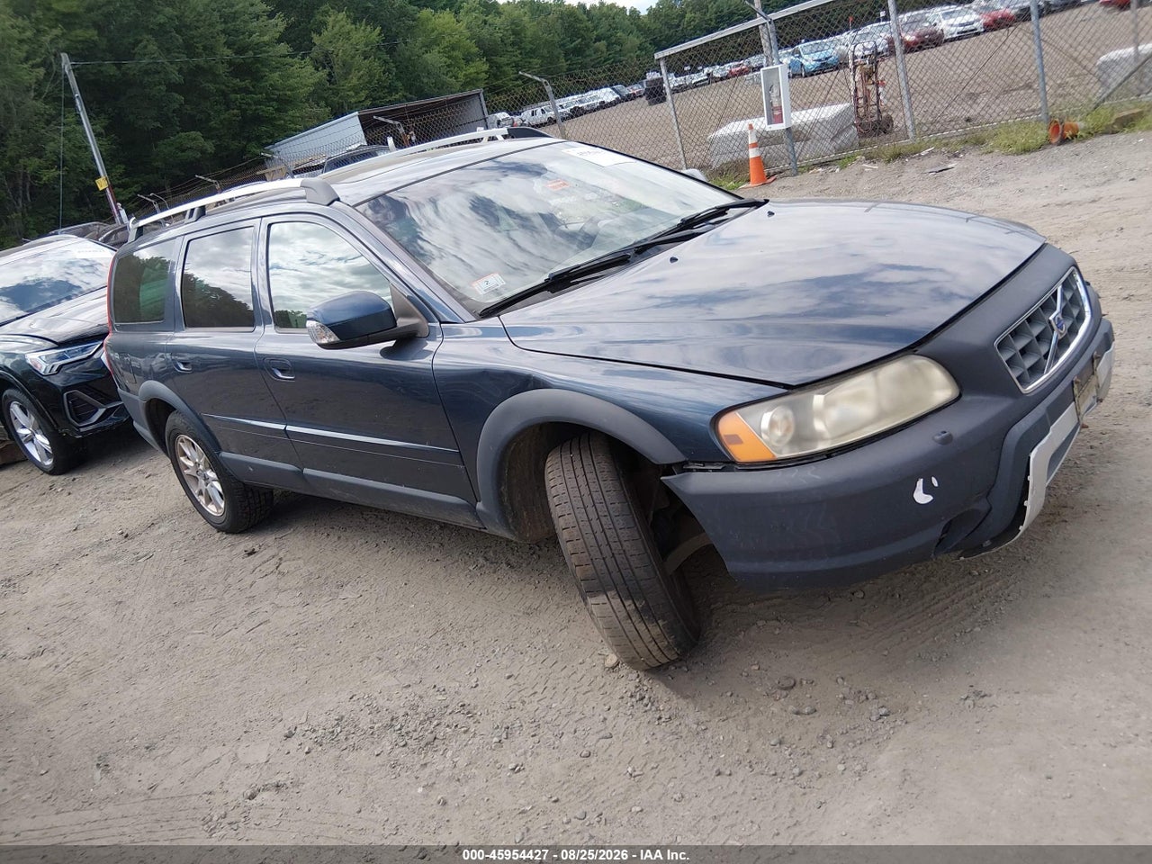 2007 VOLVO XC70 2.5T