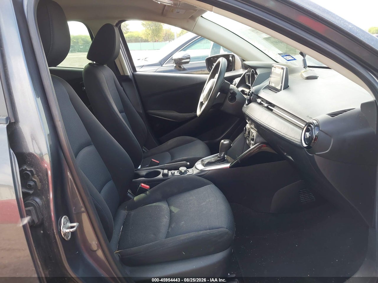 2017 TOYOTA YARIS IA   · 5/11