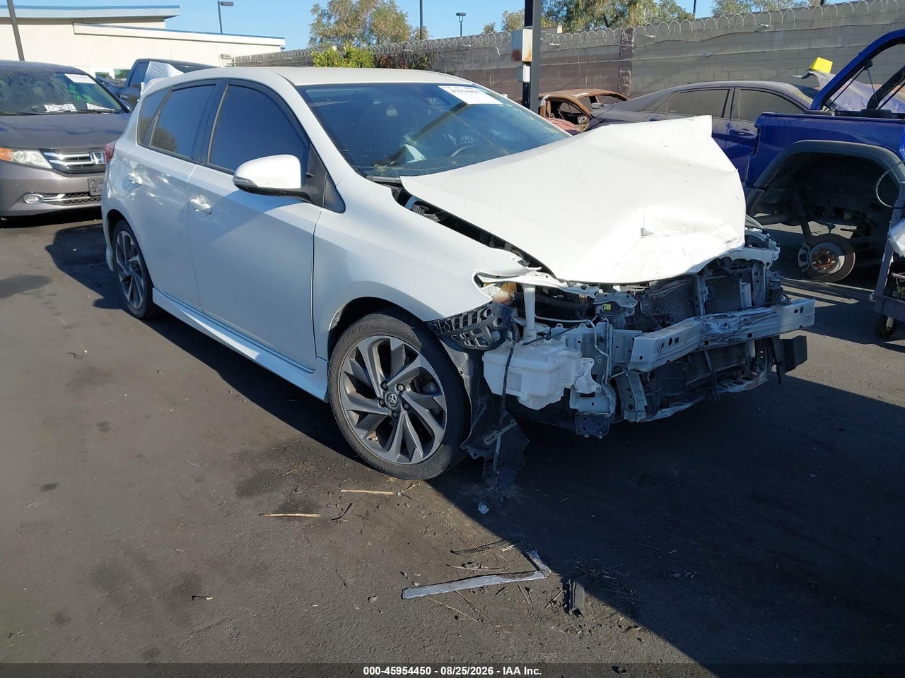2018 TOYOTA COROLLA IM
