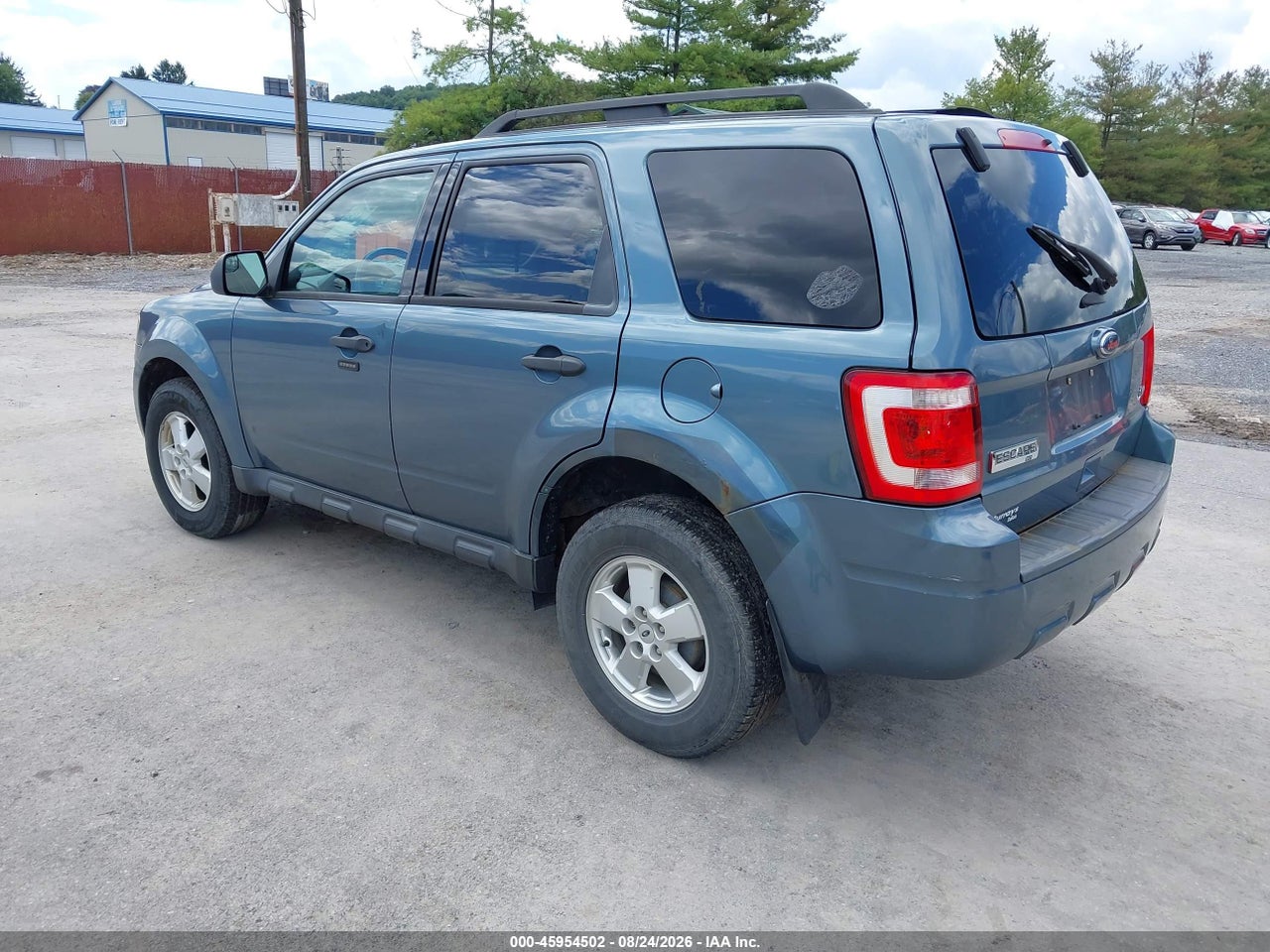 2011 FORD ESCAPE XLT · 3/11