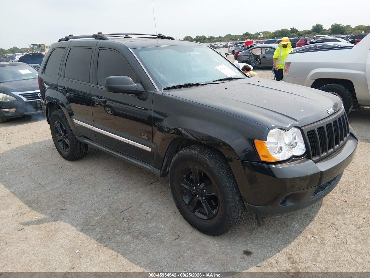1J8GR48K89C****** · 2009 JEEP GRAND CHEROKEE LAREDO