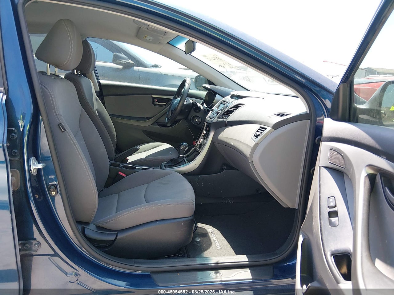 2014 HYUNDAI ELANTRA SE · 5/11